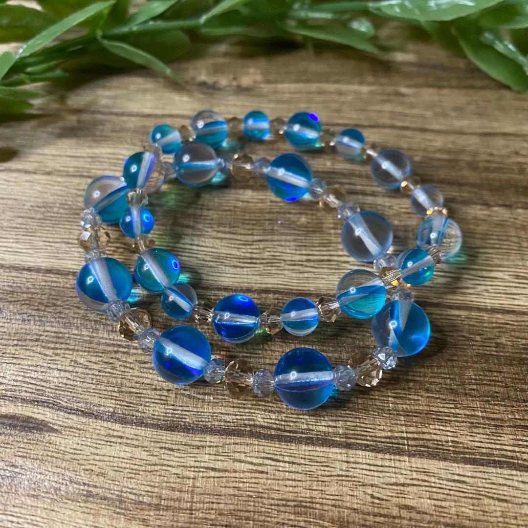 Blue & Champagne Mermaid Glass Bead Bracelet