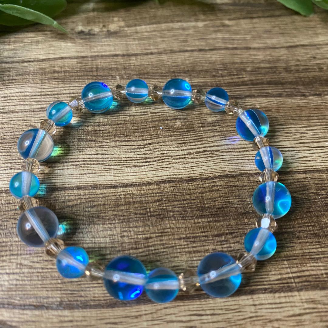 Blue & Champagne Mermaid Glass Bead Bracelet